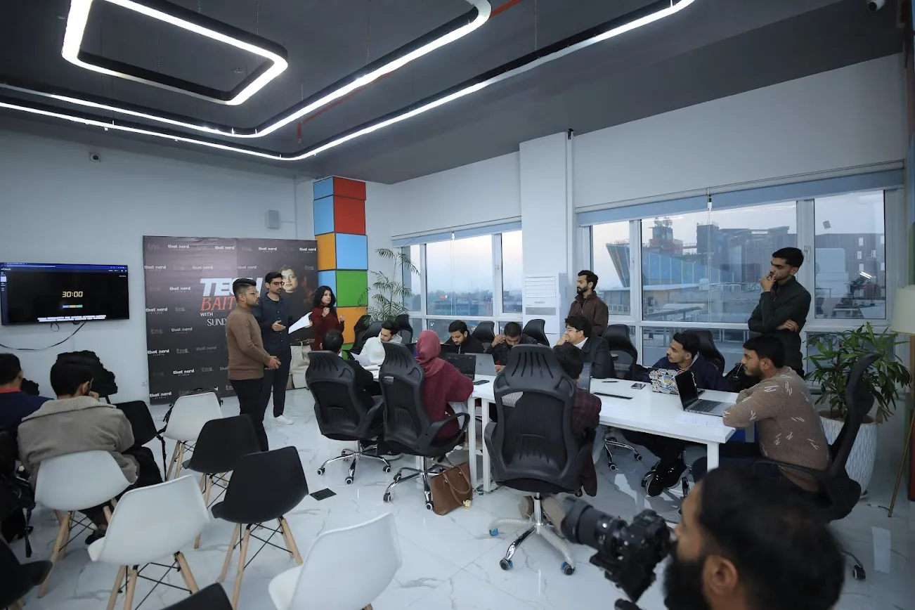 1OtPkXMF8LIcXqPjHGA5svApGq4lEoNrew1447-h868-iv1